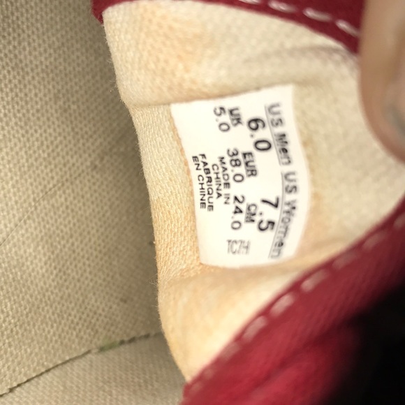 Vans - Picture 4 of 5